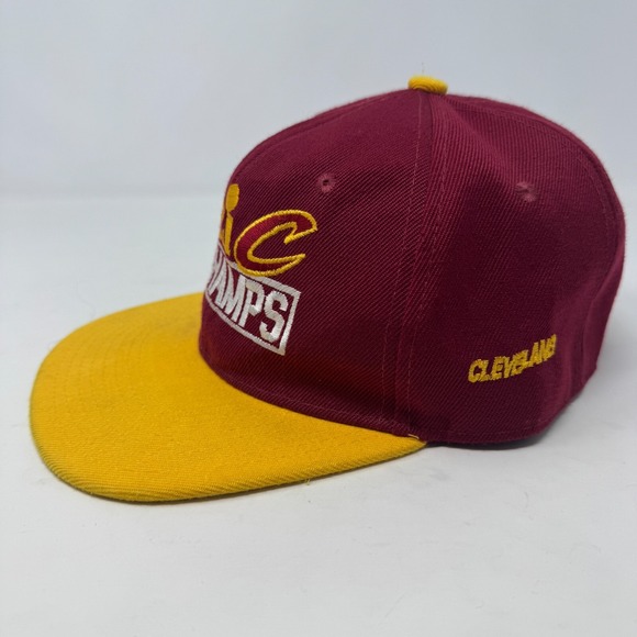 2016 NBA Champs Cleveland Cavaliers Hat Championship Locker Room Snapback Red - Picture 5 of 10